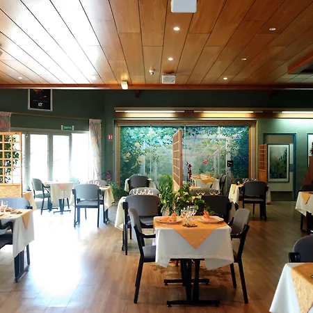 Restaurant Le Tulipier Hotell Cransac